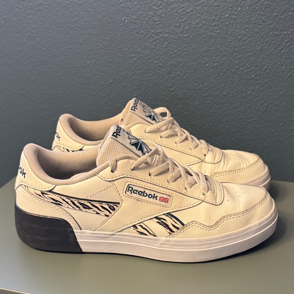 Reebok Classic Sneakers